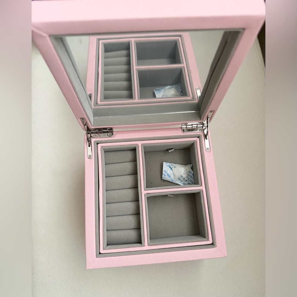 Pandora Jewelry box A004 Pink with Mirror - Picture 3 of 6